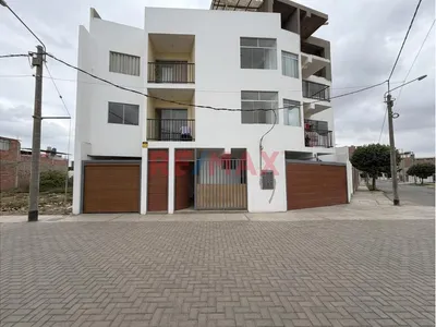 Se Vende Departamento En Segundo Piso De 85 M2 Urb. Casa Blanca Jlo