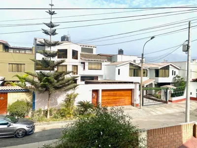 Venta de Departamento en La Molina - Lima 4 Dormitorios