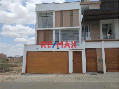 Alquiler De Casa Urbanizacion Boulevard Plark Plaza