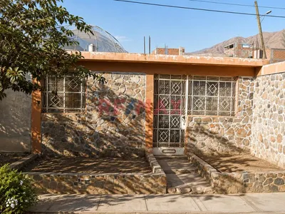 Casa en venta · Santa Rosa de Quives · 200 m², 2 dorm.