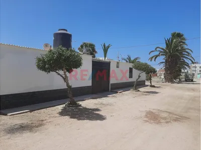 Vendo Casa De Playa En Urb. Primavera - La Puntra Camaná