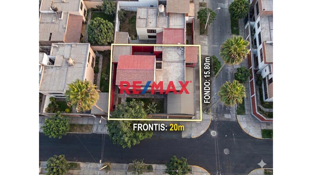 Se Vende Terreno Cerca Al Parque De La Amistad
