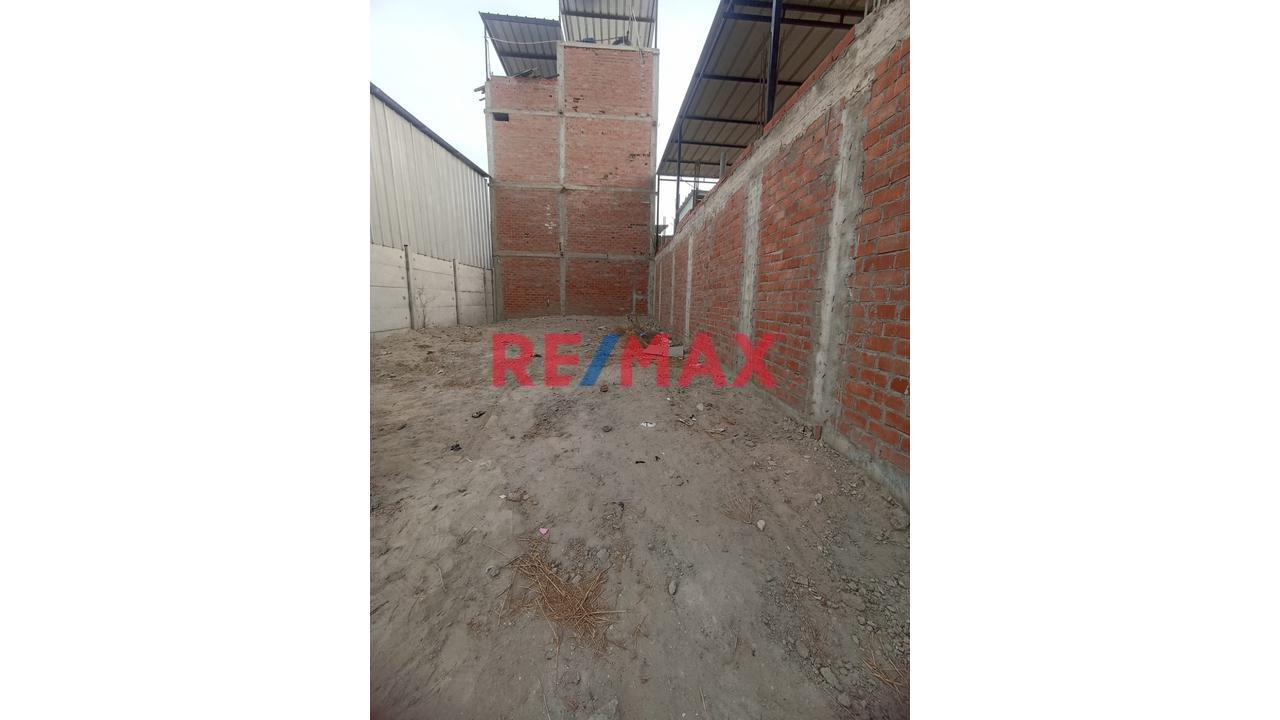 Venta De Terreno En Urbanizacion  Las Casuarinas Iii Etapa
