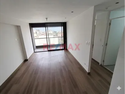 Venta De Departamento Duplex De Estreno Con Terraza Y Cochera En San Miguel