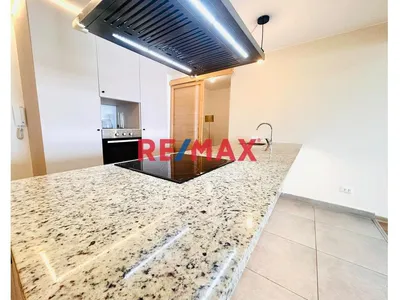 Alquilo Flat 88M2 De 2 Dormitorios Incluye 1 Cochera - Miraflores
