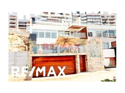 Venta De Exclusivo Y Amplio Duplex En Playa Señoritas 217 M2