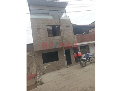 Venta De Casa De 2 Pisos En Villa Maria Del Triunfo