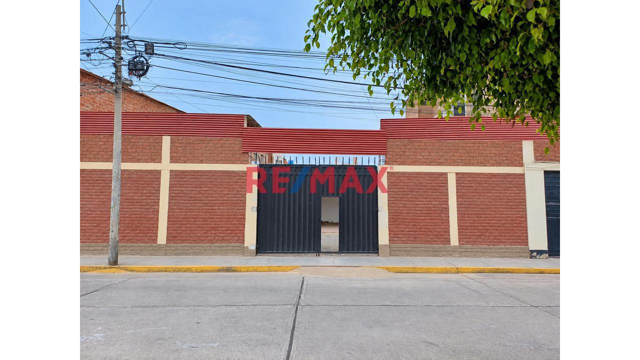 Locar Comercial En Alquiler  Calle Libertad  Lambayeque