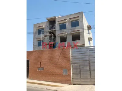 Preventa De Amplio  Departamento De 199 M2 En 1 Er Piso Elevado