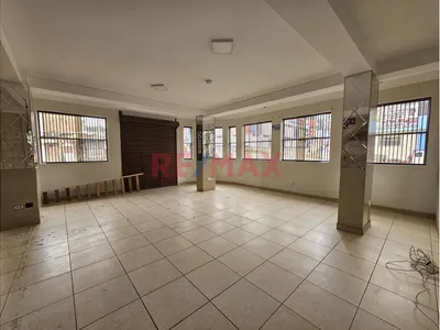 Local Comercial En Alquiler De 80 M² – Av. Revolución, Villa El Salvador