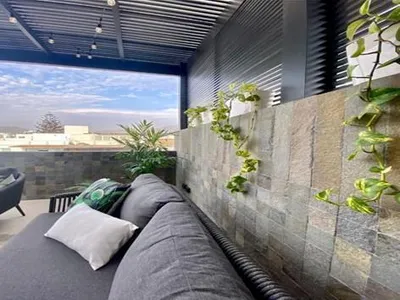 Venta de Departamento en Santiago de Surco - Lima 4 Dormitorios