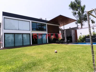 Se Vende Casa - Urb La Estancia, La Molina