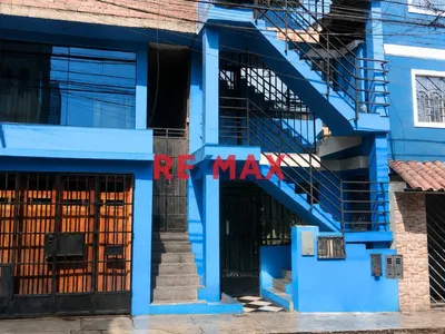 Departamento Amplio Y Acogedor - Primer Piso