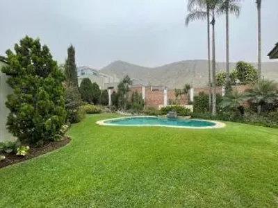 Casa en venta · Calle el Peñasco N 1, La Molina · 1124 m², 3 dorm.