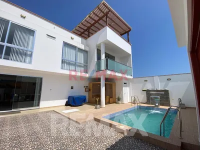 Vendo Hermosa Casa De Playa 350 Con Piscina Y Sauna Casi Estreno - Playa Lobos