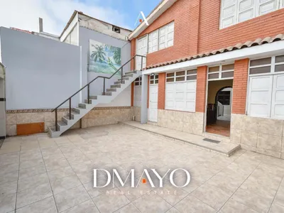 Venta de Casa en Punta Negra - Lima 5 Dormitorios 