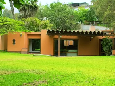 Venta de Casa en La Molina - Lima 4 Dormitorios