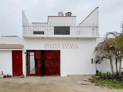 Venta de Casa de Playa en San Bartolo - Lima 6 Dormitorios 