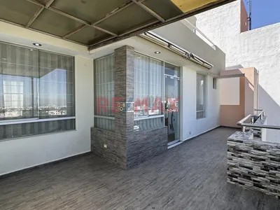Duplex En Venta En Residencial Quinta Azores  Distrito De Cerro Colorado