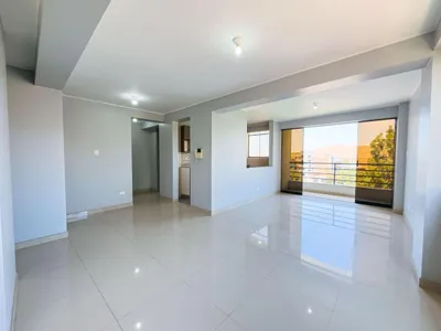 Venta de Departamento en Los Olivos - Lima 3 Dormitorios