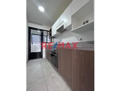 Alquiler San Isidro Av Arequipa , Piso 16 3 Habitaciones + Cochera Y Deposito