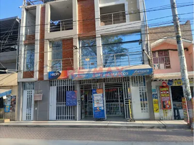 Alquiler De Local Comercial En Excelente Ubicación  Av Grau