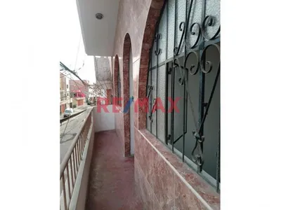 Venta de Casa en San Martín de Porres - Lima 13 Dormitorios 
