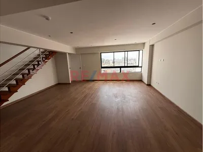 Vendo Moderno Departamento Duplex De 142M² En Surco