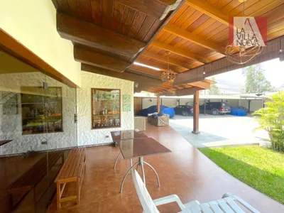 Venta de Casa en La Molina - Lima 6 Dormitorios