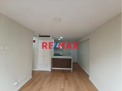 Departamento En Alquiler En Lince Con 2 Dormitorios Y Áreas Comunes