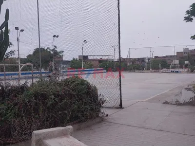 Se Vende Casa Cerca A Parque Capac Yupanqui