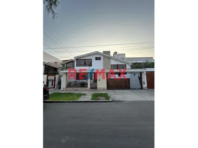 Vendo Casa En La Aurora Miraflores