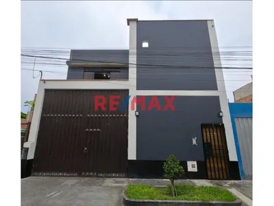 Venta de Casa en Chorrillos - Lima 6 Dormitorios