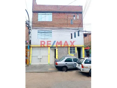 Casa En Venta En San Carlos San Juan De Lurigancho Muy Cerca A Estación Del Tren Y Upn