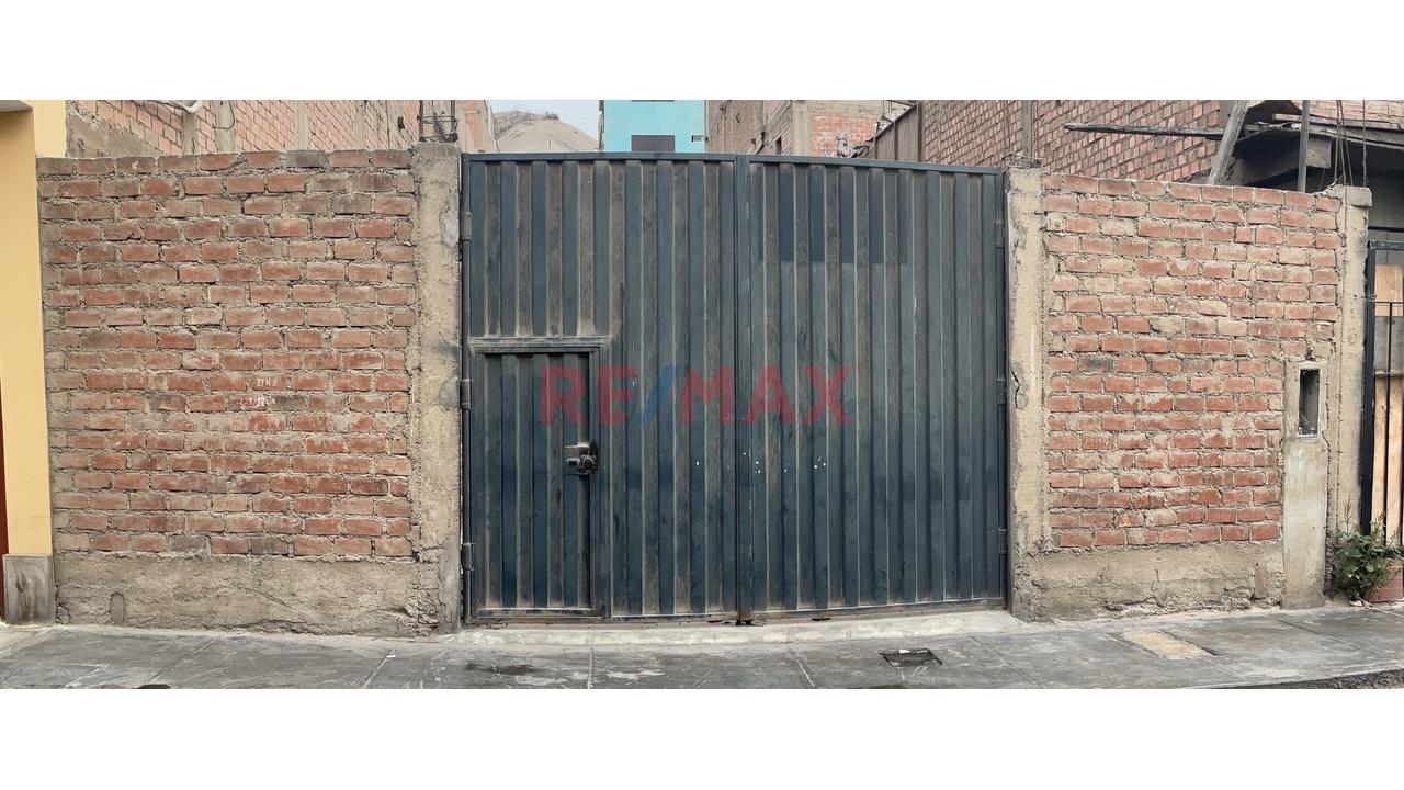 Terreno En Venta En Coop. Constructores – La Molina | 140 M²