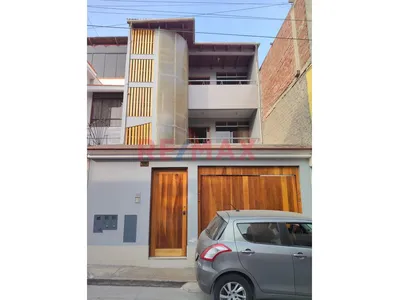 Alquiler Departamento 2Do Piso Vista Al Exterior