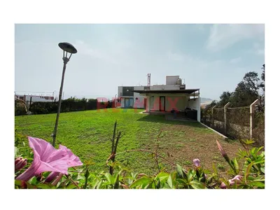 Se Vende Casa De 3 Niveles (2 Pisos + Sótano) En El Exclusivo Balneario Santa Rosa