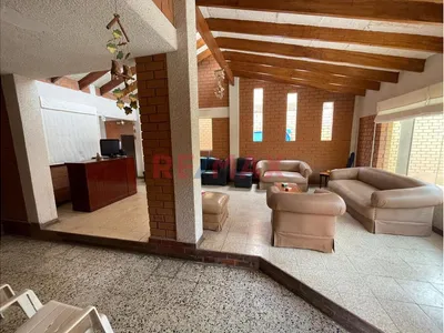 Casa De Playa En San Bartolo De 275² – Límite Con Santa María Del Mar