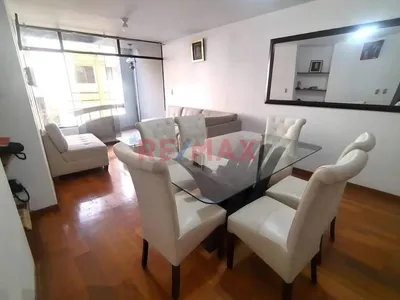 Venta de Departamento en Santiago de Surco - Lima 2 Dormitorios