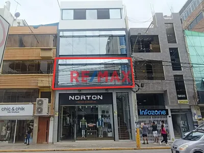 Alquilo Local Comercial En Centro De Chiclayo - Piso 2