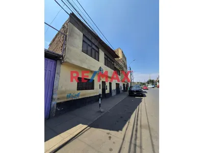 🏗️ Inversionista: 692 M² En Av. Chancay – Huaral