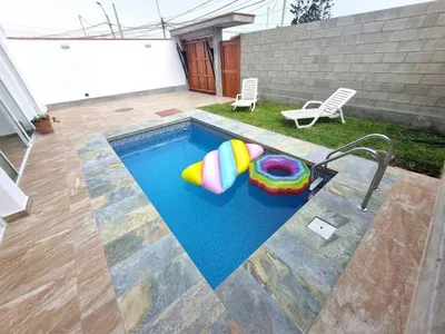 Venta de Casa en Lurín - Lima 5 Dormitorios