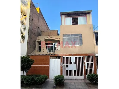 🏡 Amplia Casa En Venta En Los Olivos