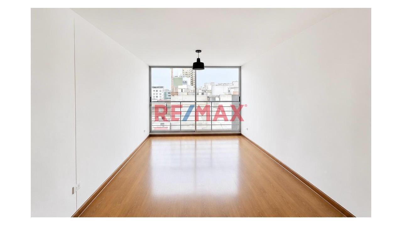 Vive Miraflores Con Amplitud, Comodidad Y Una Ubicación Privilegiada  Descubre Este Espectacular Departamento De 101 M², Ubicado En La Calle Piura, Miraflores, Una De Las Zonas Más Cotizadas Y De Mayor Valorización Del Distrito