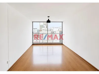 Vive Miraflores Con Amplitud, Comodidad Y Una Ubicación Privilegiada Descubre Este Espectacular Departamento De 101 M², Ubicado En La Calle Piura, Miraflores, Una De Las Zonas Más Cotizadas Y De Mayor Valorización Del Distrito