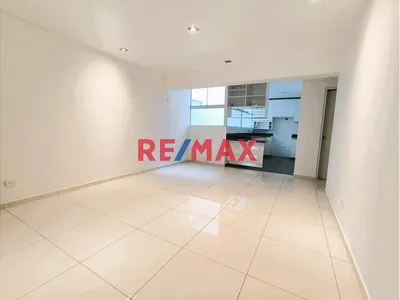 🏡 Departamento En Venta – Urb. Remanso, La Molina