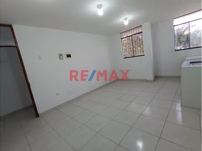Departamento En Alquiler A – Urb. El Bosque