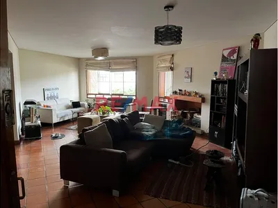 Vendo Depa En Exclusiva Zona De Barranco A 2 Cdras Del Malecon