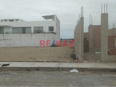 Terreno En Urbanizacion Residencial En Camana