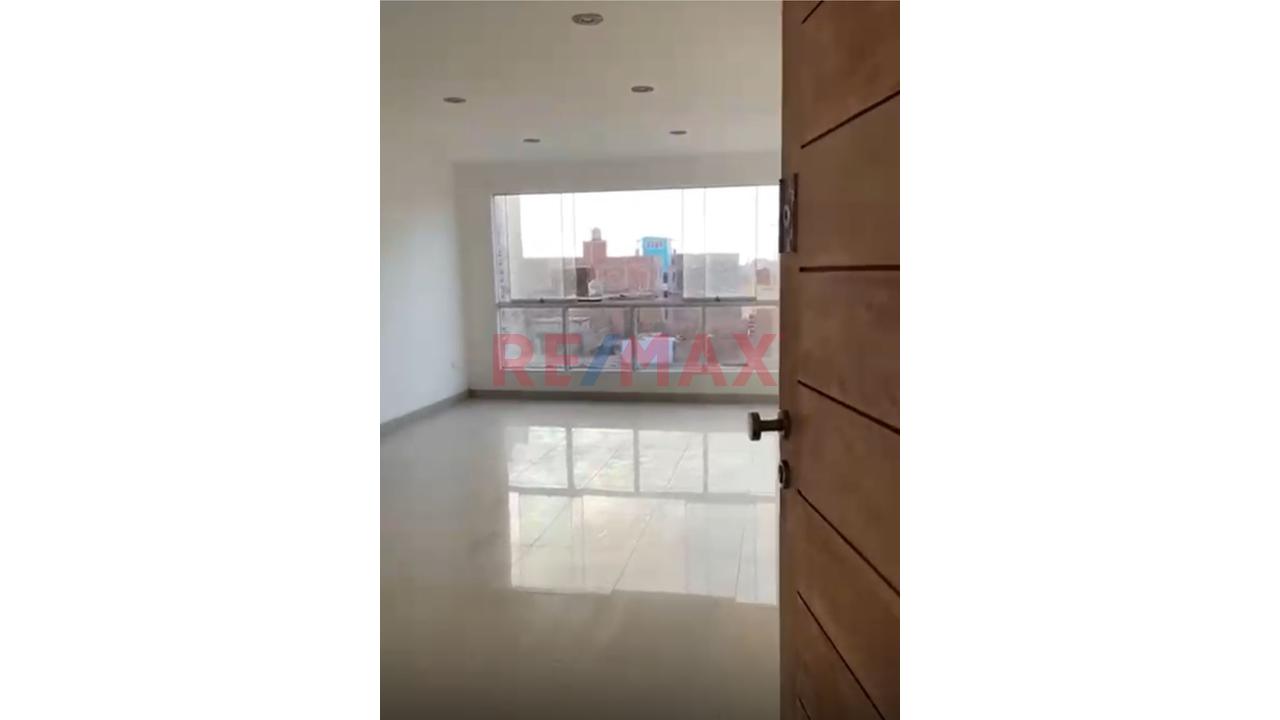 Venta De Departamento De 90M2 En Smp 4To Piso